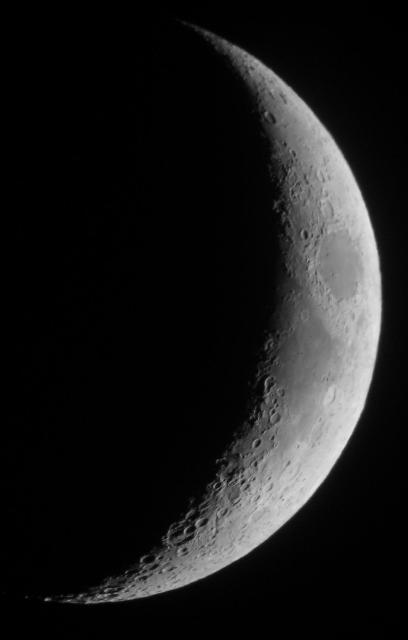 waxing crescent moon. Image of the waxing (evening)